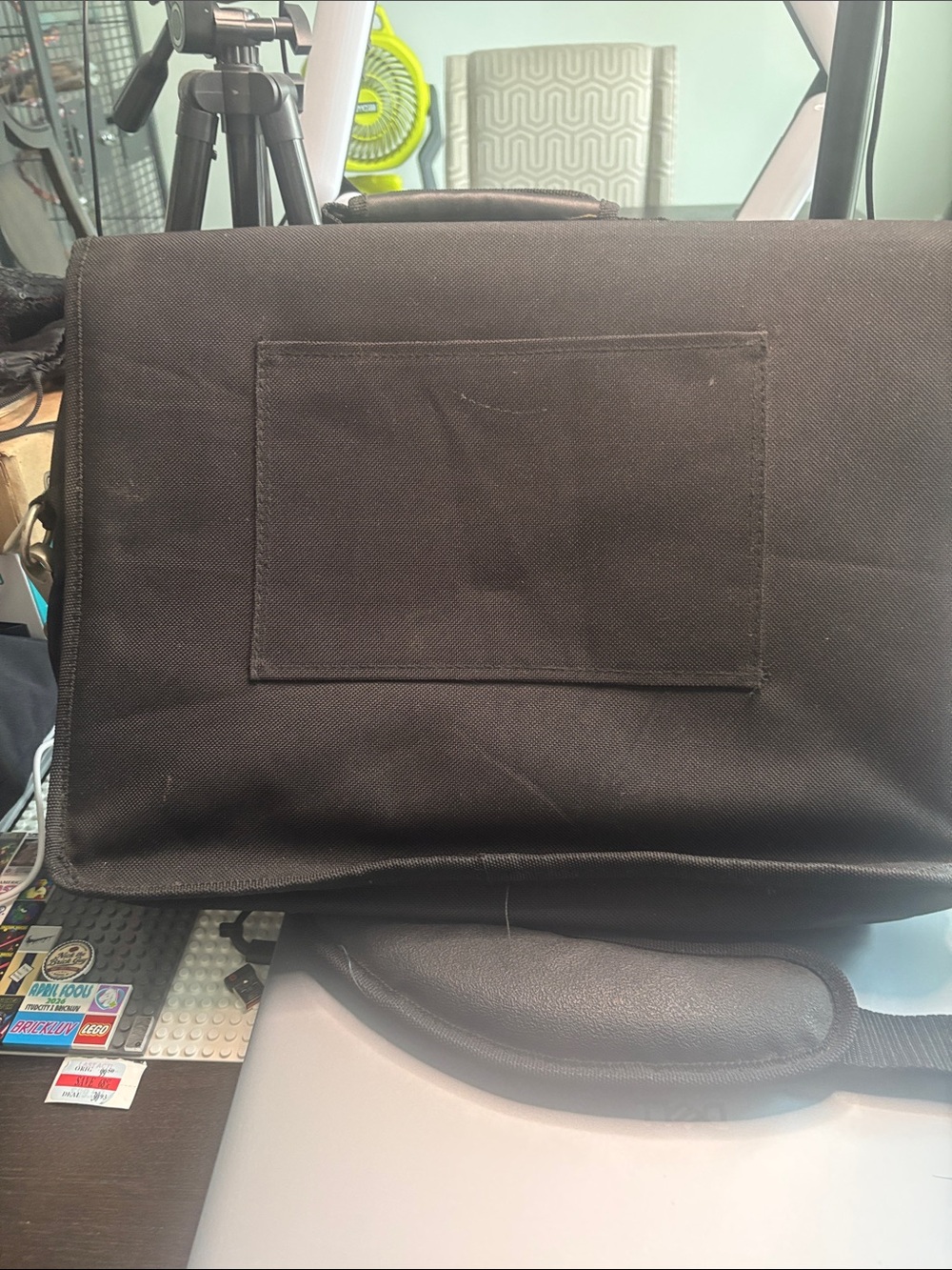 Black Men's Briefcase Laptop Bag - Picture 10 of 15